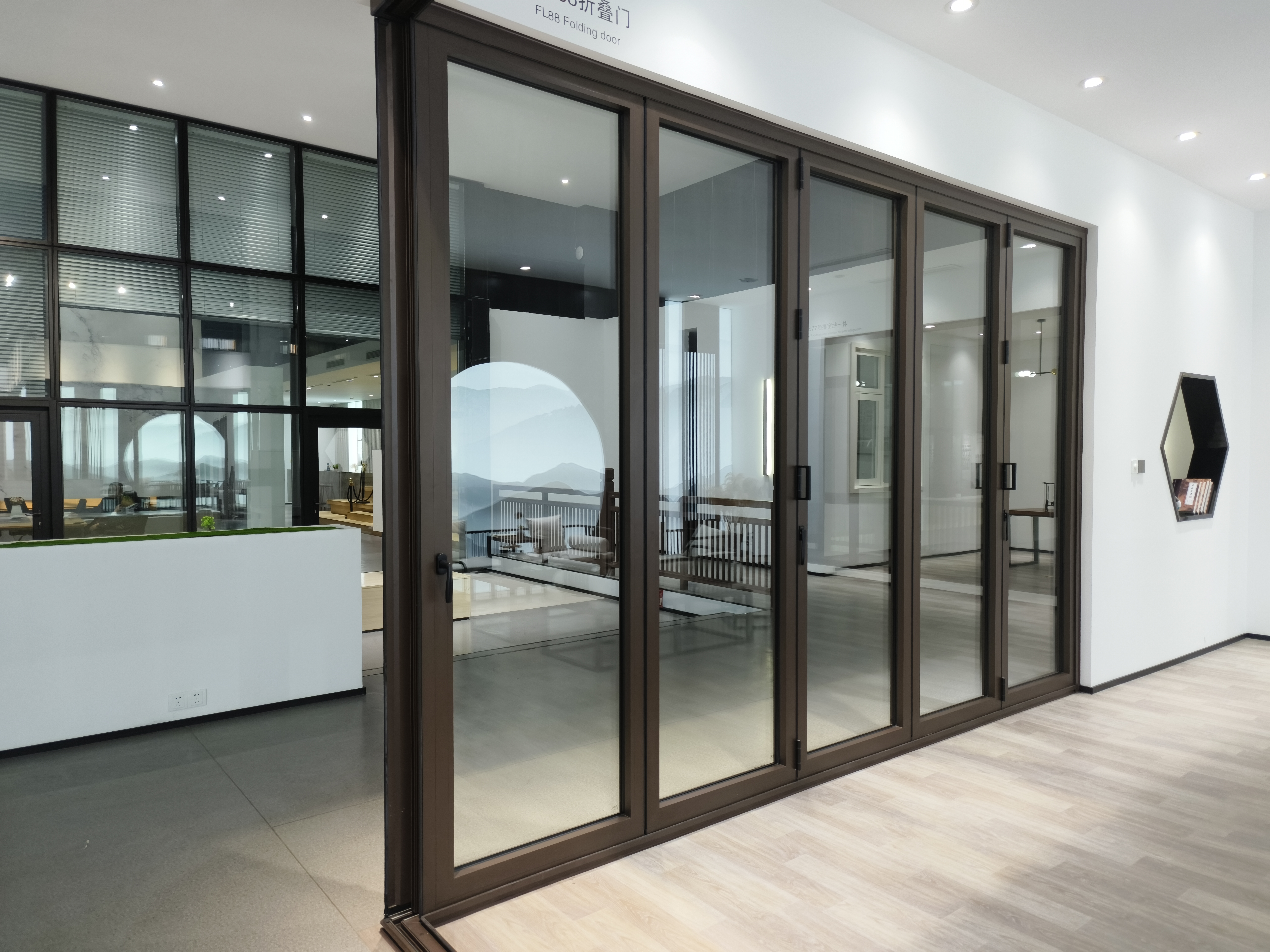folding door